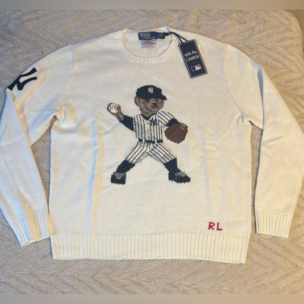 NWT Polo Ralph Lauren White Yankees Sweater with Bear Design L